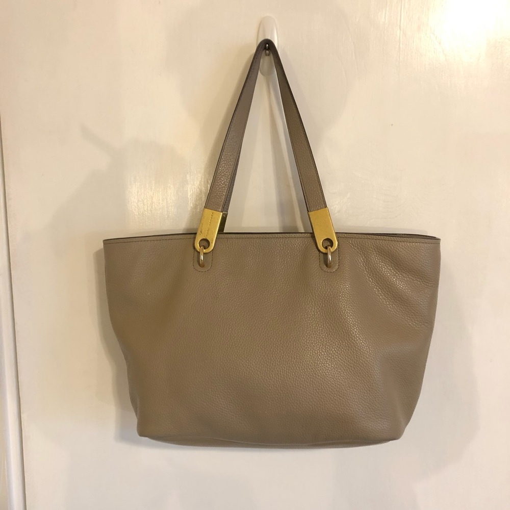 Marc Jacobs taupe handbag